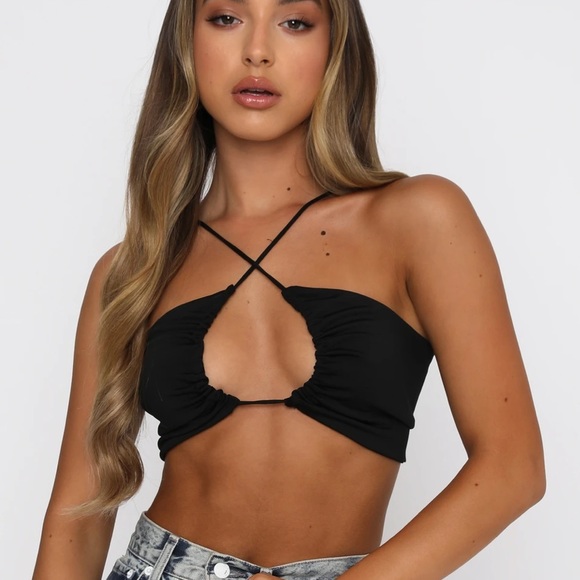 White fox boutique here comes trouble crop black - Picture 3 of 4